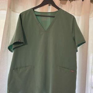 FIGS Women's Jade Casma™ - Three-Pocket Scrub Top - 2XL / Jade